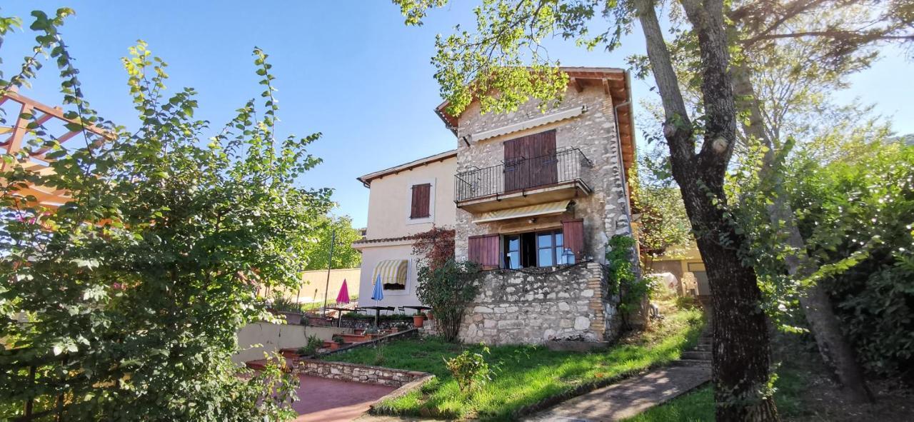 Country House Trevi Umbria Borghetto Vetuliae Santa Maria in Valle Buitenkant foto