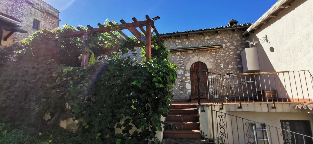 Country House Trevi Umbria Borghetto Vetuliae Santa Maria in Valle Buitenkant foto